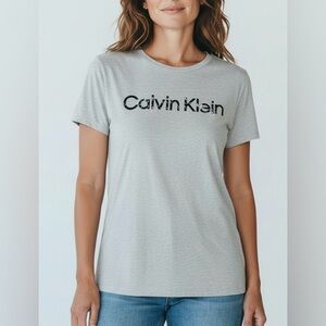 Calvin Klein performance Light Gray women’s Short Sleeve Tee size XS